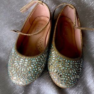 Like new dressy toddler shoes